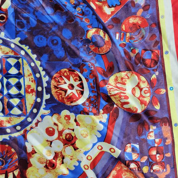 VINTAGE Womens CATHAYA 100% Silk Scarf Wrap 34"X34" Red Blue Multi Print Square - Picture 10 of 16